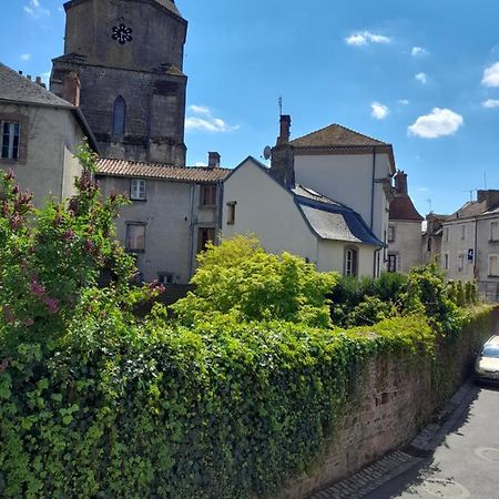 Maison En Ville Avec Terrasse Ensoleillee Et Wi-Fi Magnac-Laval Екстер'єр фото