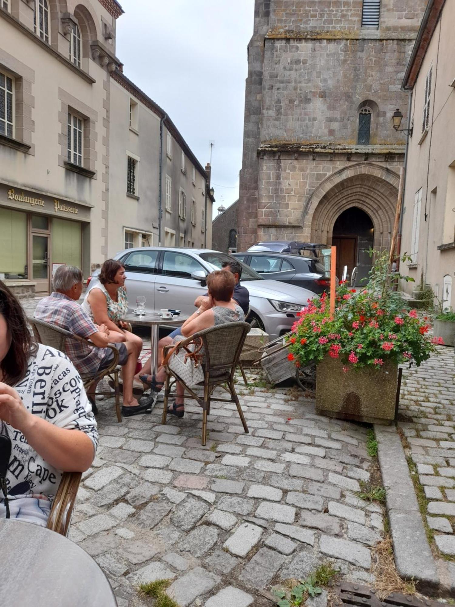 Maison En Ville Avec Terrasse Ensoleillee Et Wi-Fi Magnac-Laval Екстер'єр фото