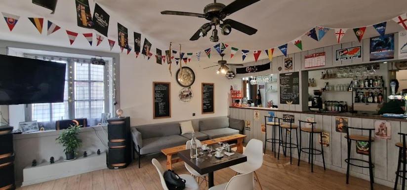Maison En Ville Avec Terrasse Ensoleillee Et Wi-Fi Magnac-Laval Екстер'єр фото